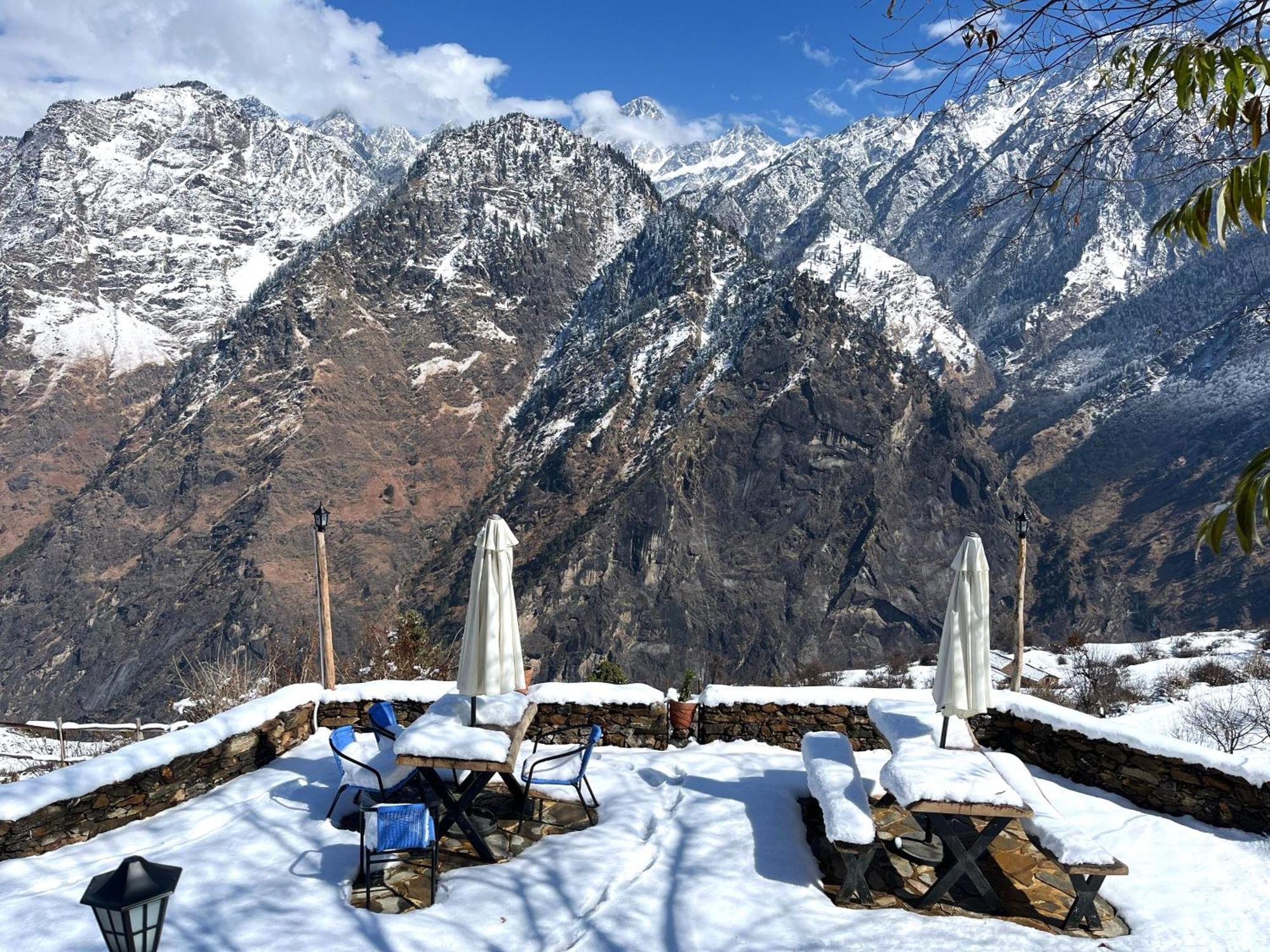 Faraway Cottages, Auli Joshimath Exterior photo