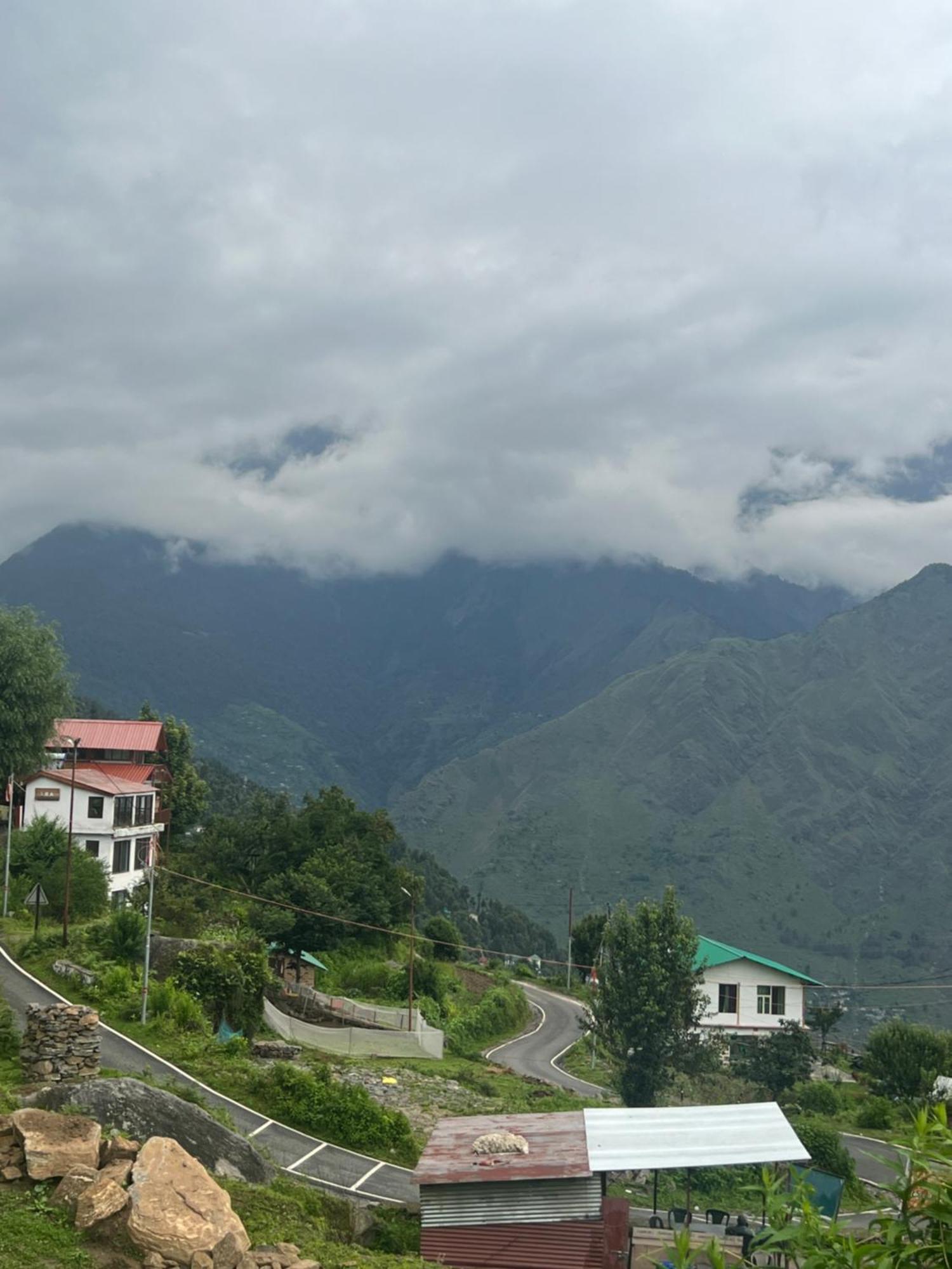 Faraway Cottages, Auli Joshimath Exterior photo