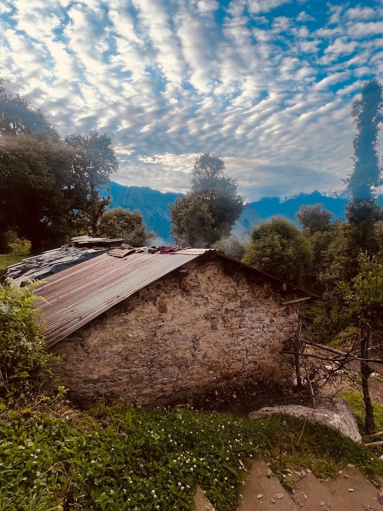 Faraway Cottages, Auli Joshimath Exterior photo