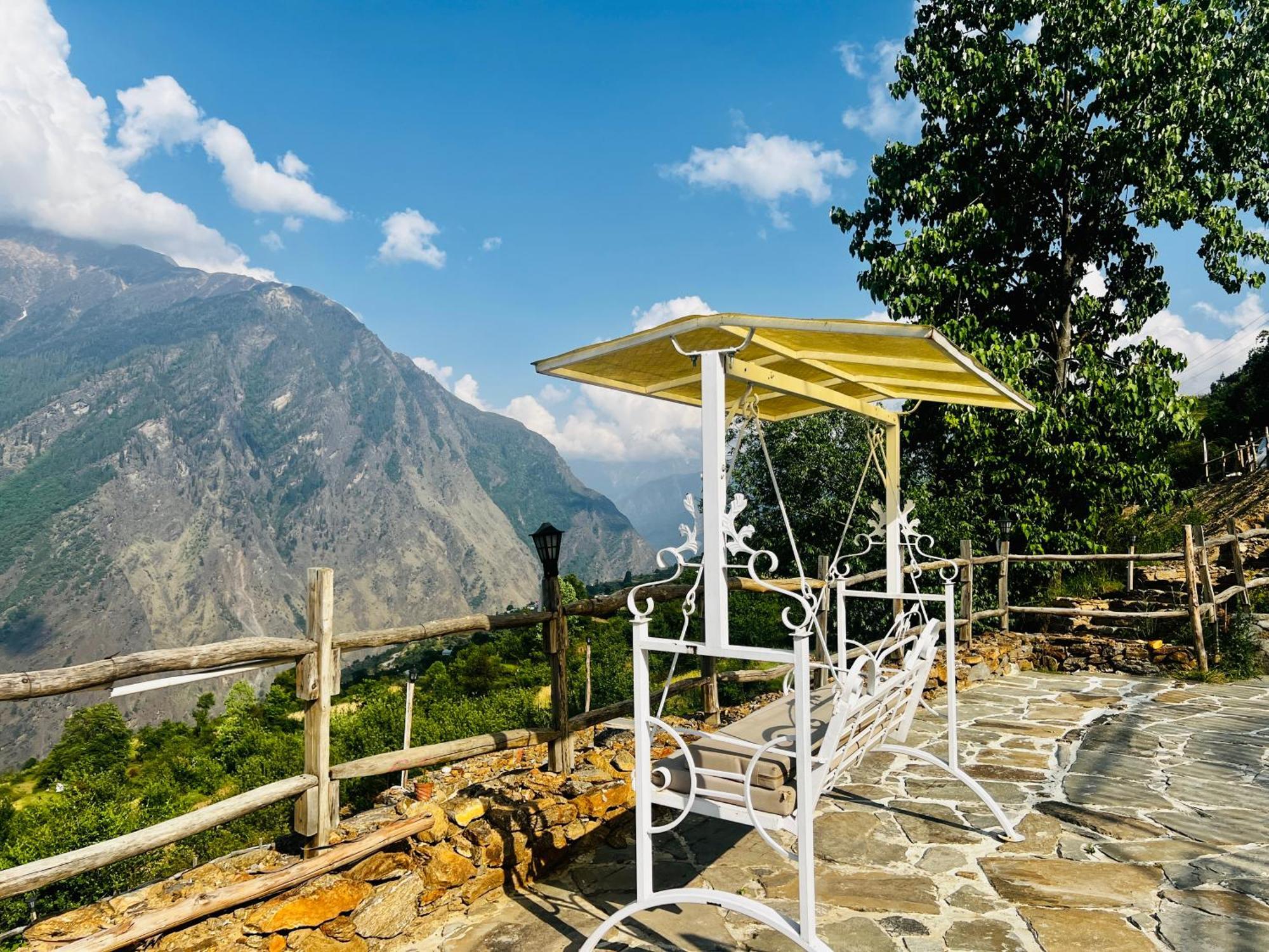 Faraway Cottages, Auli Joshimath Exterior photo